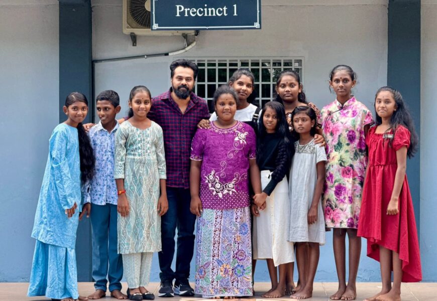 பள்ளி மாணவர்களுக்கு நடிப்பு பயிற்சி முகாம்: உளரீதியான வளர்ச்சிக்கான ஒரு புதிய துவக்கம் பள்ளி மாணவர்களுக்கு நடிப்பு பயிற்சி முகாம்: உளரீதியான வளர்ச்சிக்கான ஒரு புதிய துவக்கம்