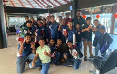 ஹைலண்ட்ஸ் தமிழ் பள்ளி மாணவர்கள் பெருமையுடன் WRCSO என்ற சிறப்புமிக்க மேடையில் பள்ளியை பிரதிநிதித்துவப்படுத்தி, உலகளாவிய மட்டத்தில் போட்டியிட்டு, சிறப்பான செயல்திறனை வெளிப்படுத்தினர்.