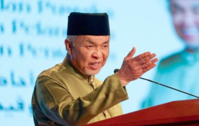 பிஎன்-ல் இணைவது குறித்து மஇகாவின் அறிக்கை: விக்னேஸ்வரனிடம் இருந்து  உடனடி விளக்கம் பெற ஜாஹிட்