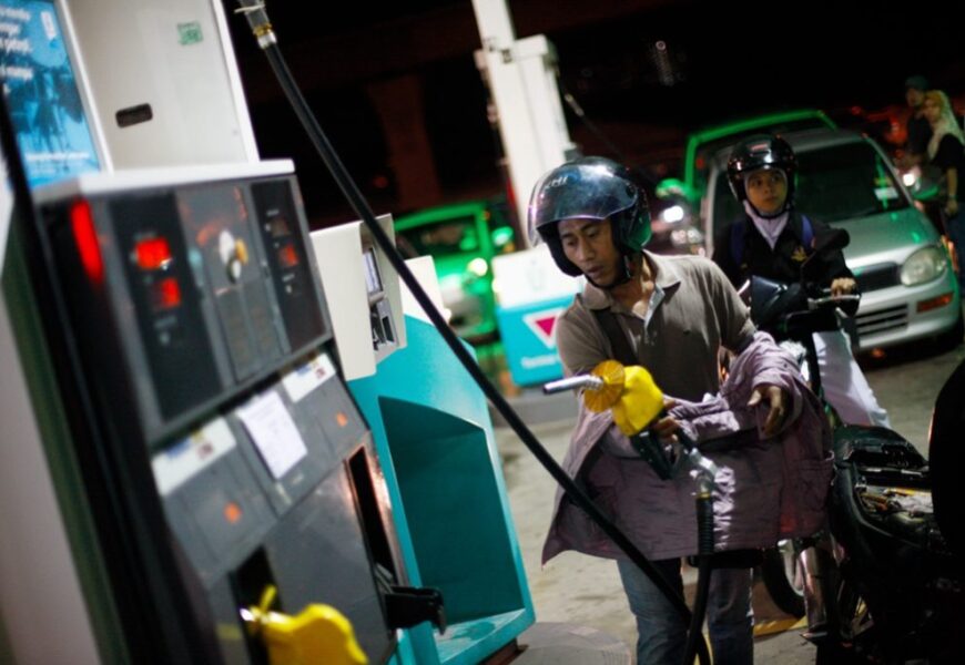 பெட்ரோல் மானியத் திட்டம் BUDI95 சுமூகமாக அமல்: உள்துறை அமைச்சர் உறுதி