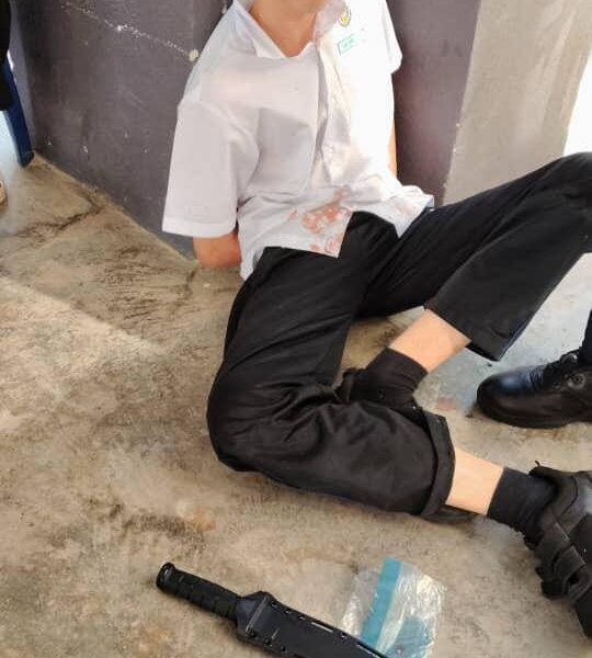 பள்ளிக்குள் அதிர்ச்சி: 14 வயது மாணவன், 16 வயது தோழியை குத்திக்கொலை செய்த சம்பவம்