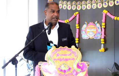 மீடியா தமிழ் பணியாளர்களுடன் சாந்தி (அமைதி) தீபாவளி – அரசியலமைப்புக் கூட்டமைப்பாளர் ராமணன் அருமையான அமர்வு ஏற்பாடு