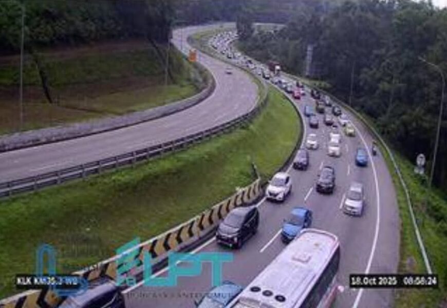 கோலாலம்பூர் – கராக் நெடுஞ்சாலை (KL–Karak Expressway) போக்குவரத்து நிலைமை கோலாலம்பூர் – கராக் நெடுஞ்சாலை (KL–Karak Expressway) போக்குவரத்து நிலைமை