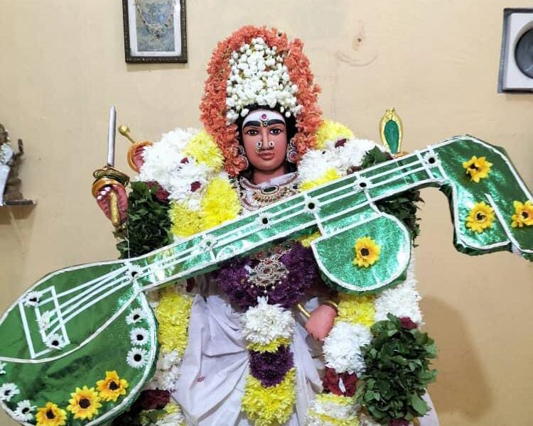 சிகாமாட்டில் தேவ ஸ்ரீ மகா மாரியம்மன் ஆலயத்தில் நவராத்திரி பெருவிழா மிக விமரிசையாகக் கொண்டாடப்பட்டது