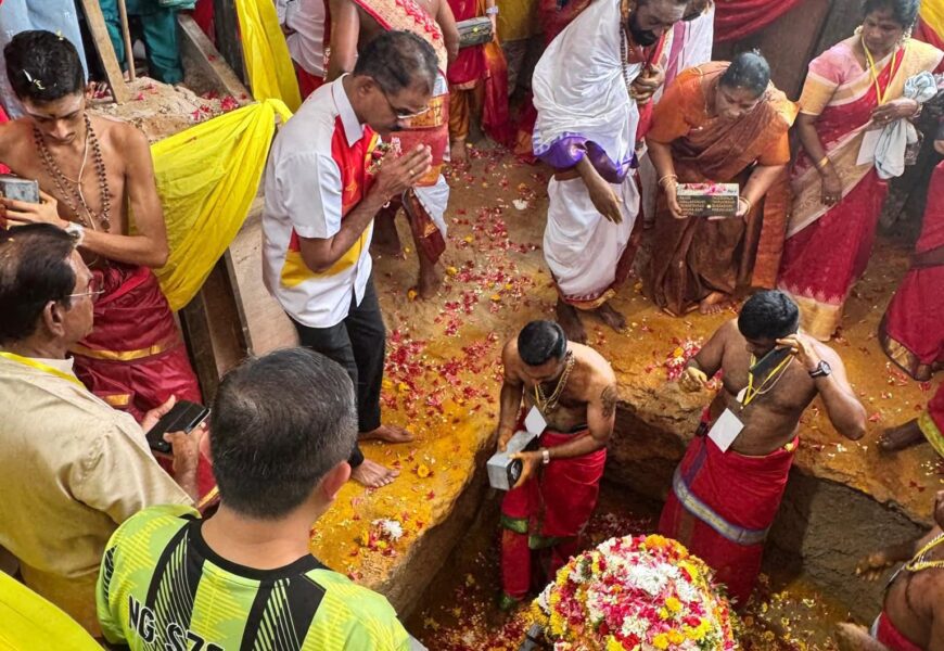 சிலாங்கூர்  மநிலத்தில் அமைந்துள்ள புசோங் ஜயா பகுதியில் புதிய ஸ்ரீ மகா கருமாரியம்மன் கோவில் கட்டுமானத்திற்கான நிலஉதை (Groundbreaking) விழா இன்று சிறப்பாக நடைபெற்றது