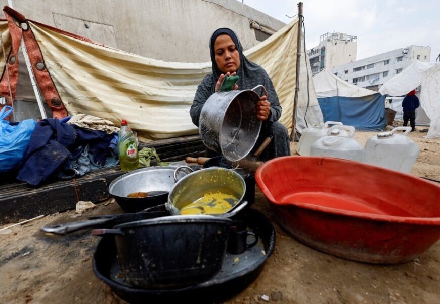 காசா தீபகற்பத்தின் உள்ளே நுழையும் அனைத்து நுழைவாயிலை திறக்க ஐநா வலியுறுத்தல் காசா தீபகற்பத்தின் உள்ளே நுழையும் அனைத்து நுழைவாயிலை திறக்க ஐநா வலியுறுத்தல்