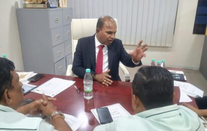 ம.இ.கா. பேராக் மாநில நிருவாகக் கூட்டம் ம.இ.கா. பேராக் மாநில நிருவாகக் கூட்டம்