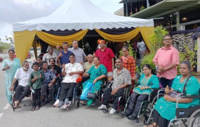 மாற்றுத் திறனாளிகளை அழைத்து வருடாந்திர வீர சூற முனீஸ்வரன் வழிபாடு நடத்திய டி.சி.பி. டத்தோ குமரன் & குடும்பம்