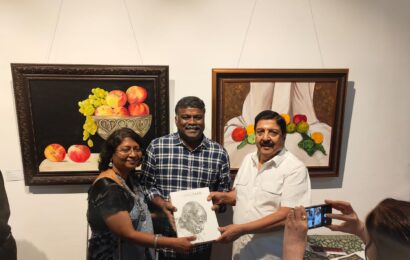 சென்னையில் உள்ள லலித் கலா அகாடமியில் ஏழு நாட்கள் நடைபெறும் (சித்திர தேரோட்டம் என்ற தலைப்பில்) இயற்கை ஓவியக் கண்காட்சியினை பிரபல ஓவியரும்,