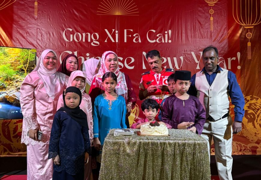 Ultimate E&E Engineering நிறுவனத்தின்  தொழில்முனைவோர் Sugumaran Muthusamy அவர்கள் மற்றும் அவரது குடும்பத்தினரின் தலைமையில், Royal Selangor Yacht Club குழு உறுப்பினர்கள் மற்றும் நெருங்கிய நண்பர்களுடன்