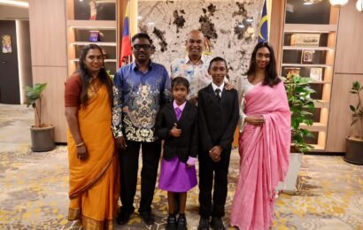 சர்வதேச அரங்கில் லுனாஸ் – கெடா இந்திய மாணவர்களின் மகத்தான சாதனை: டத்தோஶ்ரீ ரமணன் நேரில் அழைத்துப் பாராட்டு