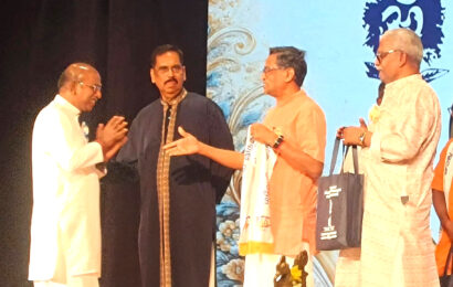 மலேசிய இந்து சங்கத்தின் 60-ஆம் ஆண்டு வைரவிழா இன்று கோலாலம்பூரில் உள்ள கலா மண்படத்தில் சிறப்பாக நடைபெற்றது