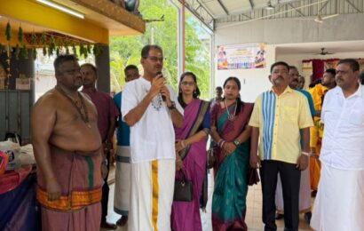 ஸ்ரீ முனீஸ்வரர் ஆலயத்தில் நடைபெற்ற வருடாந்திர திருவிழாவில், உள்ளூர் மக்கள் பிரதிநிதி யப் பாப்பரைடு (YB Papparaidu) கலந்து கொண்டு சமூகத்துடன் இணைந்தார். இந்த திருவிழா, இந்து சமய மரபில் மிக முக்கியத்துவம் வாய்ந்த ஆன்மீக நிகழ்வாகக் கருதப்படுகிறது.