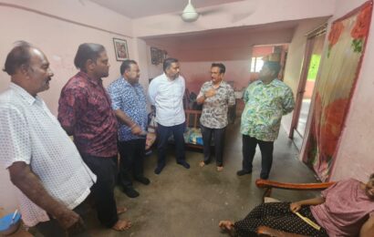 டெங்க்கில் தாமான் பெர்மாத்தாவில் வசிக்கும் கங்காமா குப்புசாமி குடும்பத்திற்கு நலத்திட்டப் பார்வை