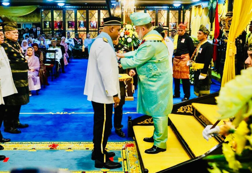 கிளாந்தான் அரச விருது வரலாற்றில் புதிய மைல்கல்: 101 ஆண்டுகளில் முதல் இந்தியராக உயரிய ‘டத்தோ’ விருது பெற்றார் டத்தோஸ்ரீ ரமணன்!
